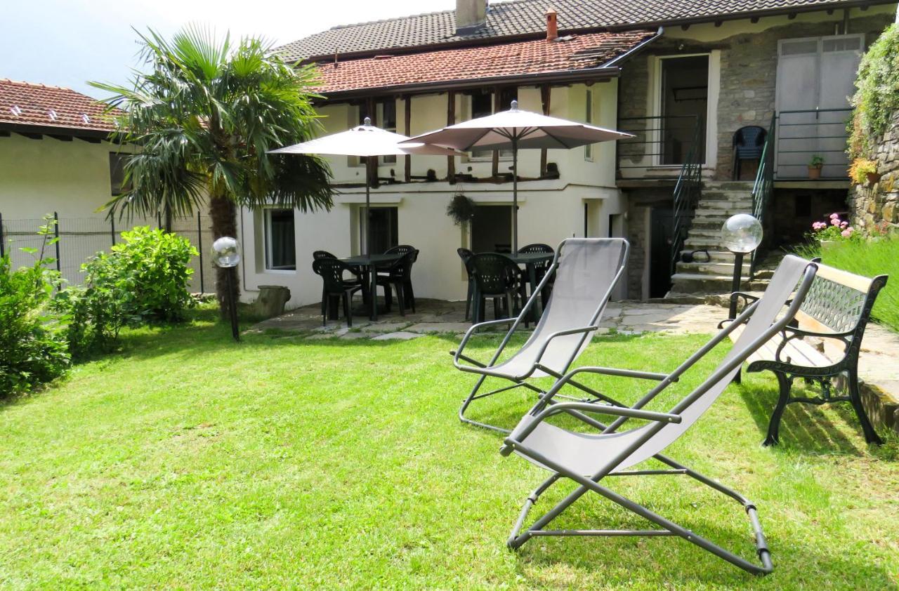 Rivacanze Apartments Laglio Bagian luar foto