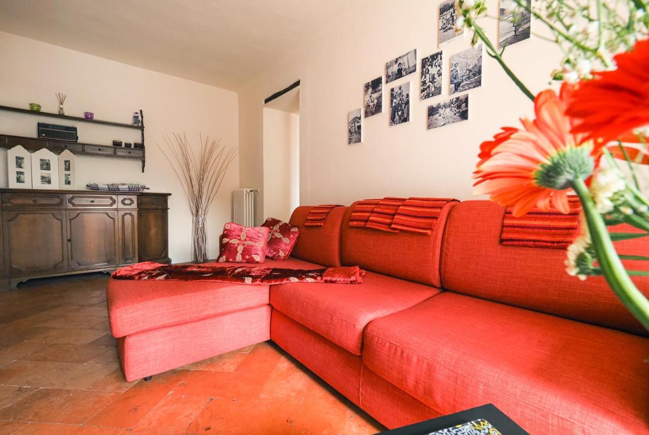 Rivacanze Apartments Laglio Bagian luar foto