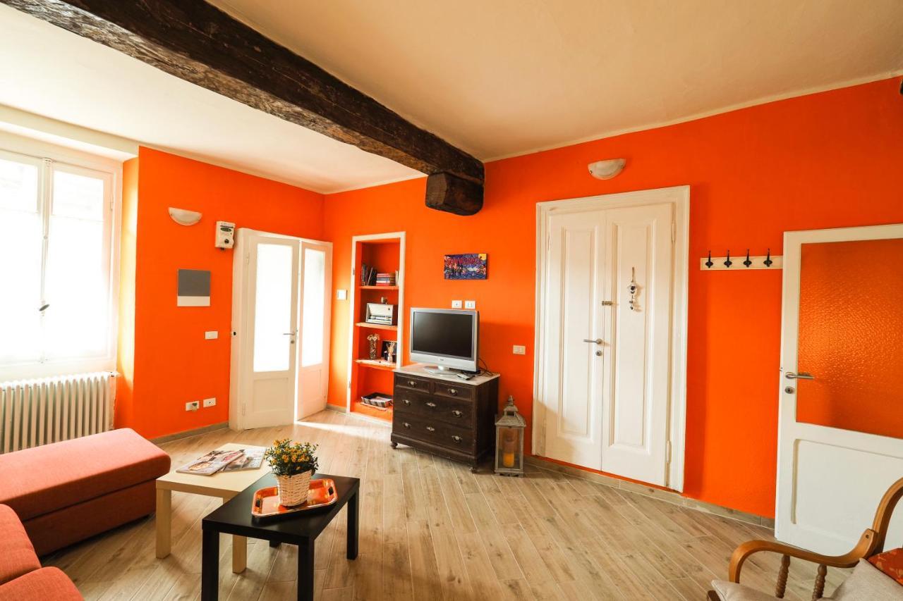 Rivacanze Apartments Laglio Bagian luar foto
