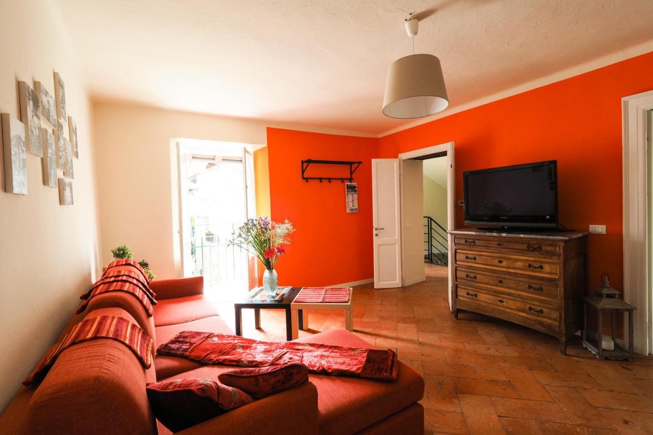 Rivacanze Apartments Laglio Bagian luar foto