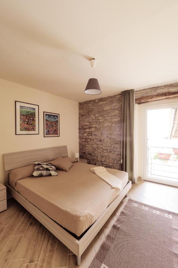 Rivacanze Apartments Laglio Bagian luar foto