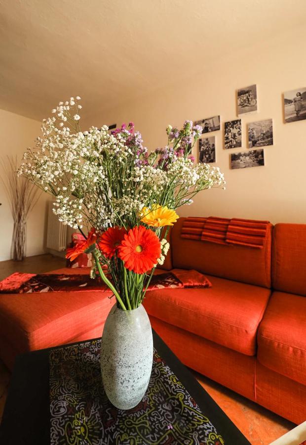 Rivacanze Apartments Laglio Bagian luar foto