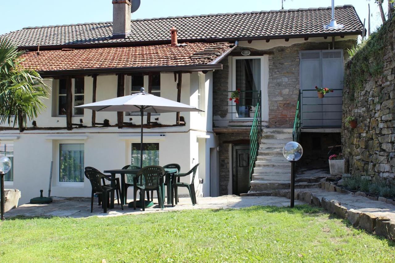 Rivacanze Apartments Laglio Bagian luar foto